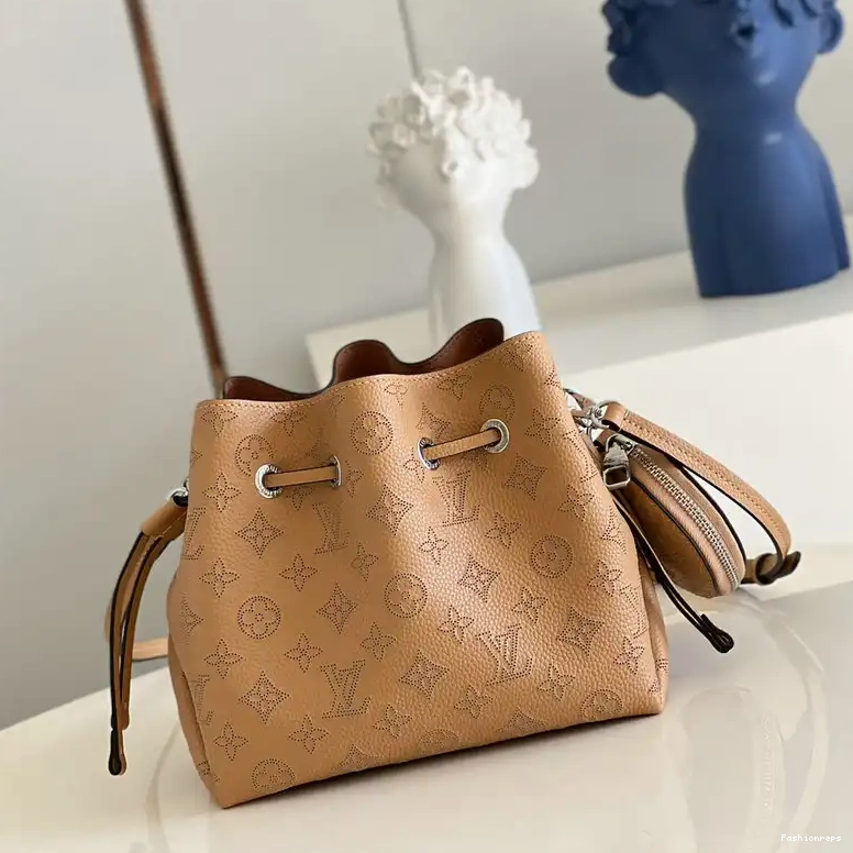 Fashionrepsfam ru LV Bag 2112YA0028 0805